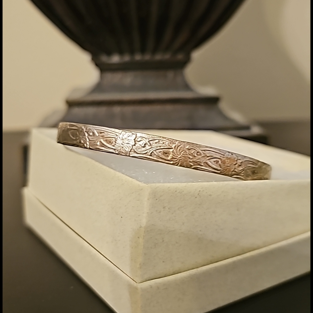 Art deco sterling silver bangle bracelet